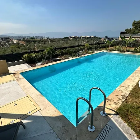 Villa Nefiss With Private Pool Kusadası