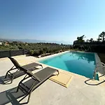 Nefiss With Private Pool Kusadası