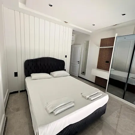 Nefiss With Private Pool 빌라 쿠사다시