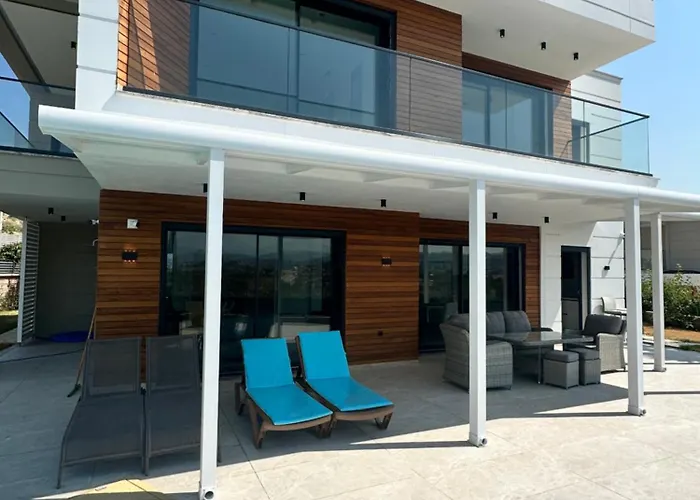 Вилла Nefiss With Private Pool