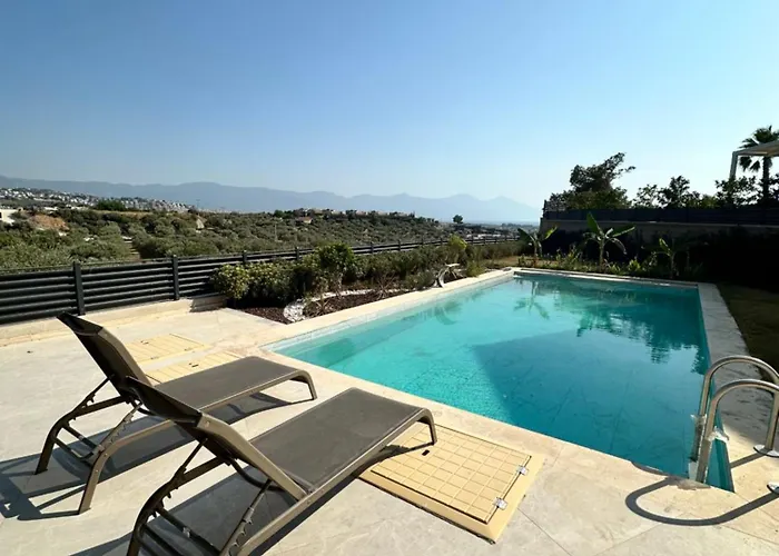 Nefiss With Private Pool Кушадасы