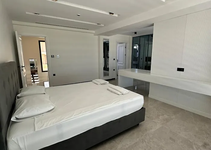 Вилла Nefiss With Private Pool