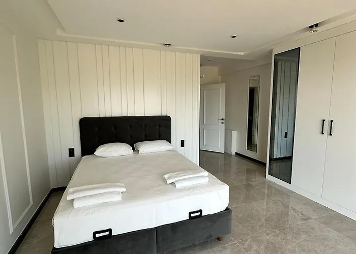 Nefiss With Private Pool Кушадасы