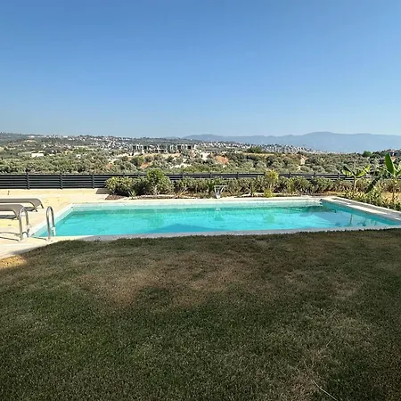 Villa Nefiss With Private Pool Kusadası